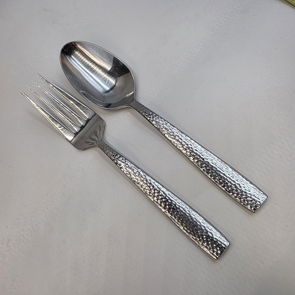 VTG ONEIDA Hammered Stainless Serving Spoon & Fork Set Mid‎ Century Modern